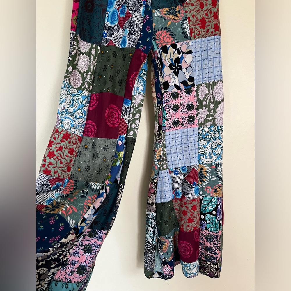 NWT Blue Sky Patchwork Hippie Bell Pull on elastic pants multi color pattern L - Picture 6 of 6